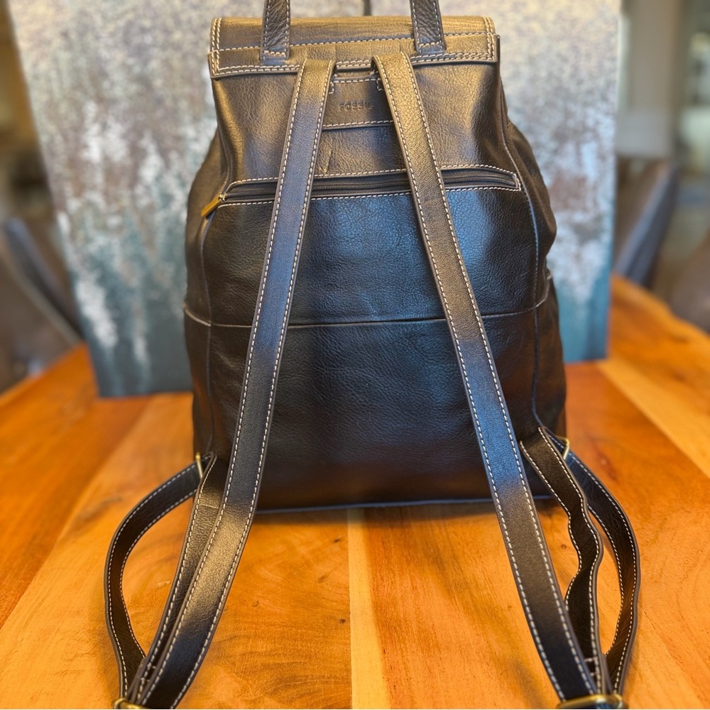 Fossil Luna Vintage Y2K Minimalist Black Leather Backpack(EUC) - Picture 7 of 12